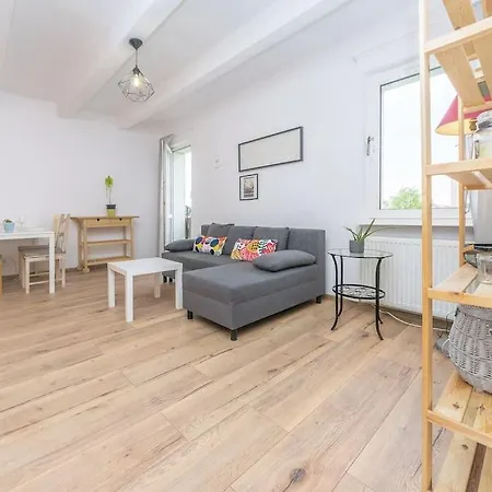 Hello Brzezno Dworska * Gdańsk